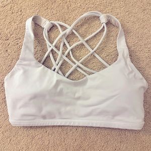 Lululemon strappy free to be sports bra